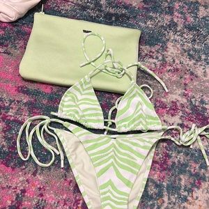 Triangle bikini
